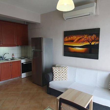 Apartmán Θέα Μπροστά Στη Θάλασσα Néa Péramos Exteriér fotografie