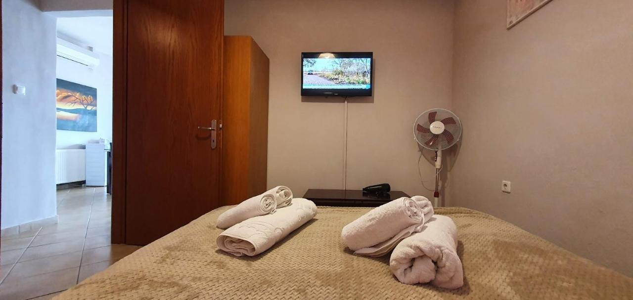 Apartmán Θέα Μπροστά Στη Θάλασσα Néa Péramos Exteriér fotografie